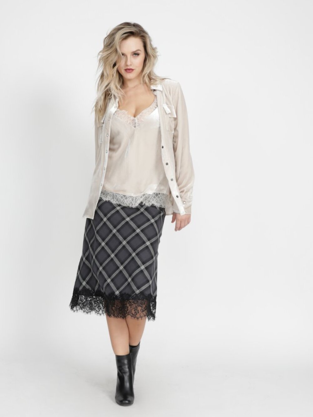 Gold Hawk *New*  Charcoal Grey Plaid Midi Skirt w/ lace ; size SMALL